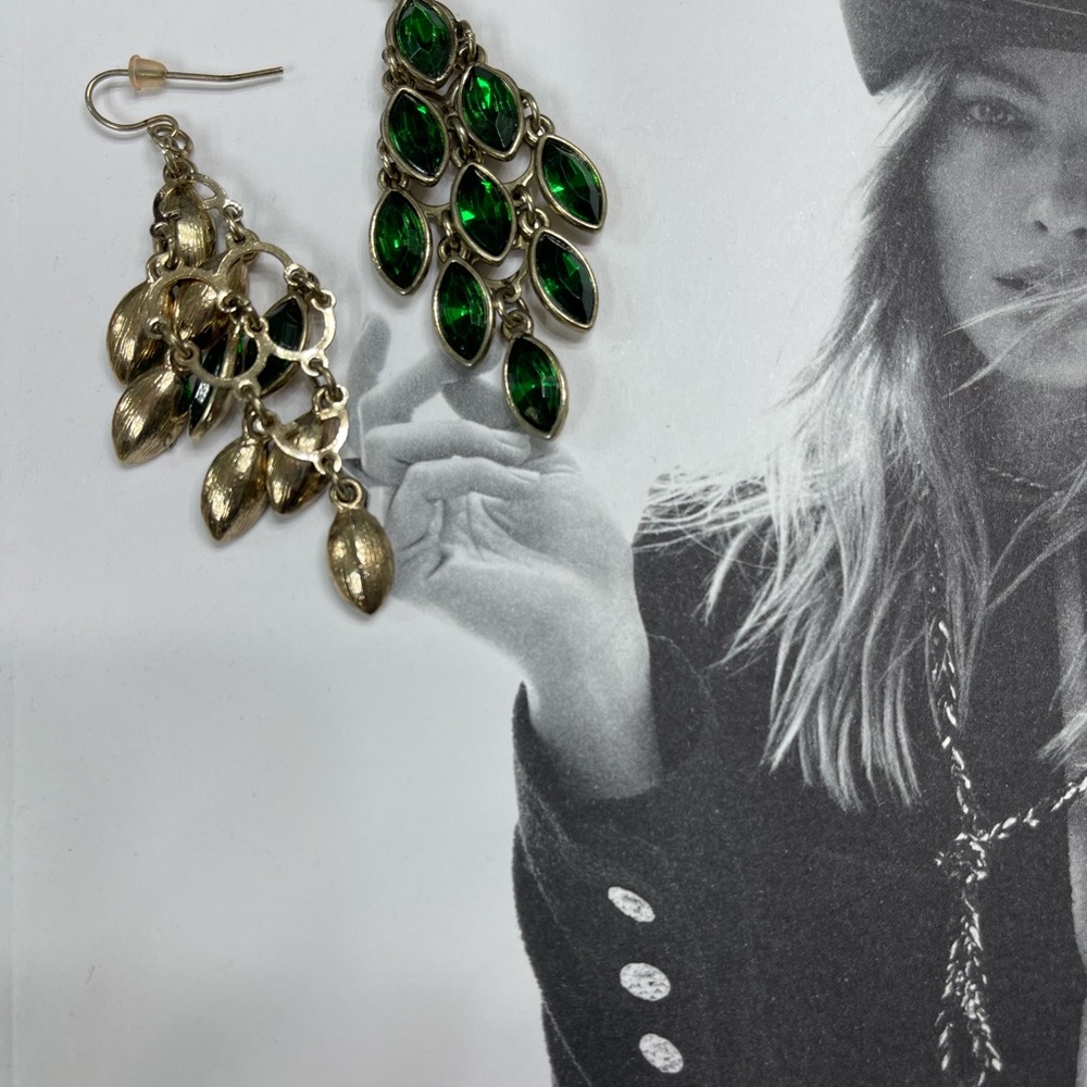 Earrings - Picture 4 of 4